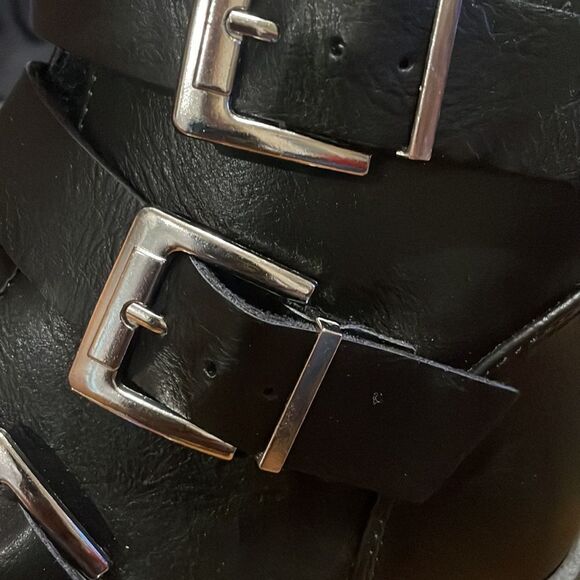 NWT Time and Tru Women's Three Buckle Bootie Faux Leather 6.5 - Picture 9 of 10